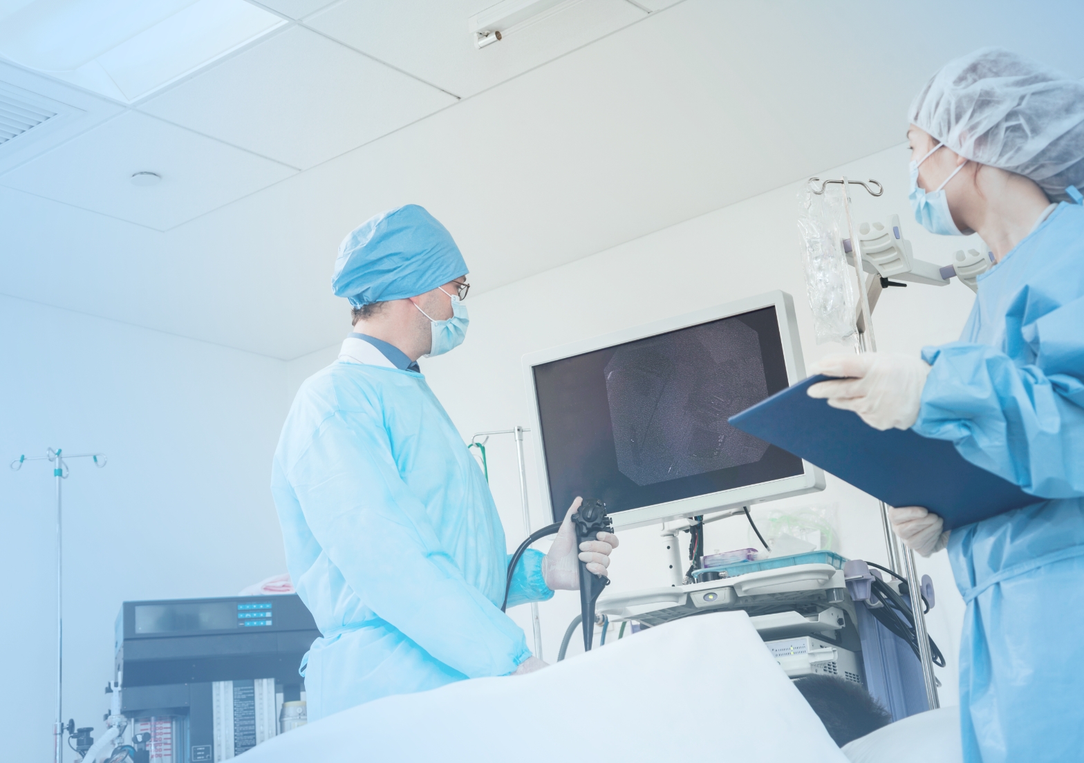 内視鏡でトレーニングしているイメージ画像